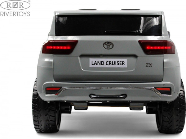 Детский автомобиль RiverToys Toyota Land Cruiser 300 / L999LL