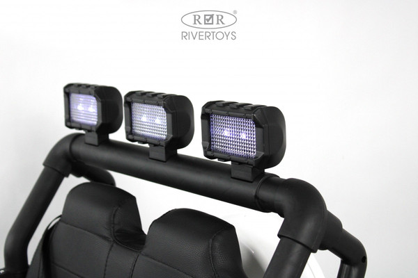 Детский автомобиль RiverToys X888XX