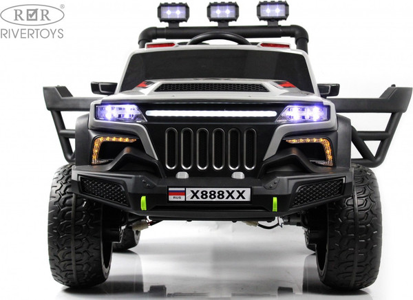 Детский автомобиль RiverToys X888XX