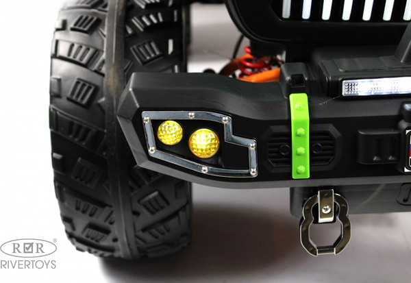 Детский автомобиль RiverToys М003БХ