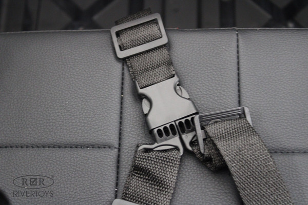 Детский автомобиль RiverToys М003БХ