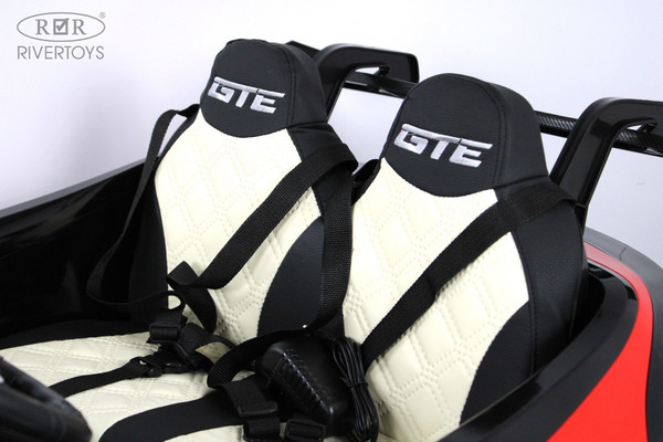 Детский автомобиль RiverToys F555FF