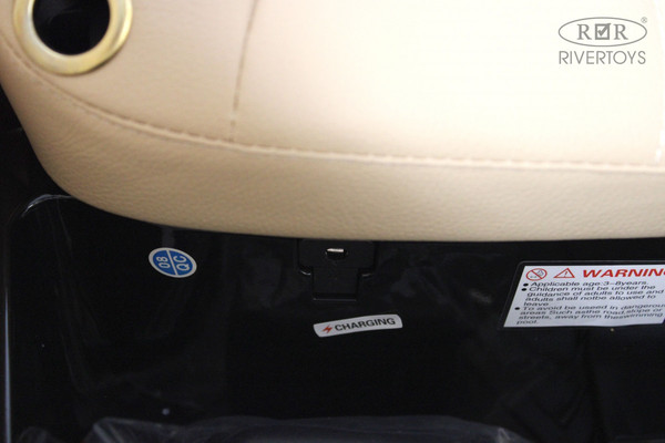 Детский автомобиль RiverToys X005XX