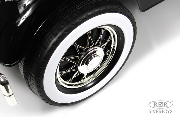 Детский автомобиль RiverToys X005XX