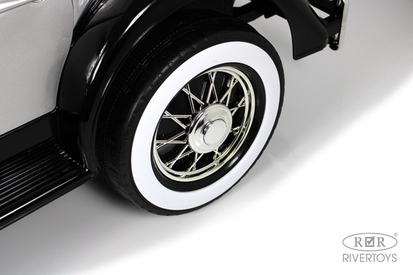 Детский автомобиль RiverToys X005XX