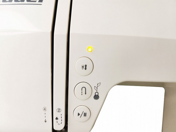 Швейная машина Leader Lazurite Компьютеризированная