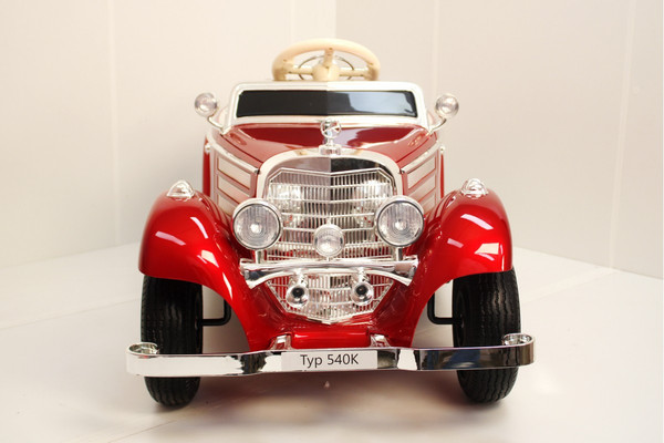 Детский автомобиль RiverToys Mercedes-Benz Typ 540K / M111MM