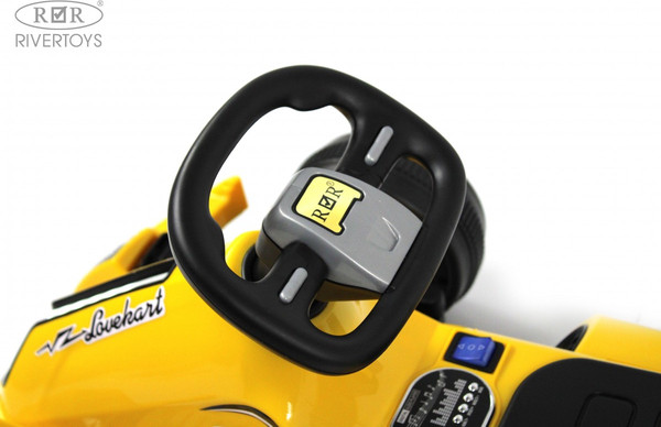 Детский автомобиль RiverToys K008PX