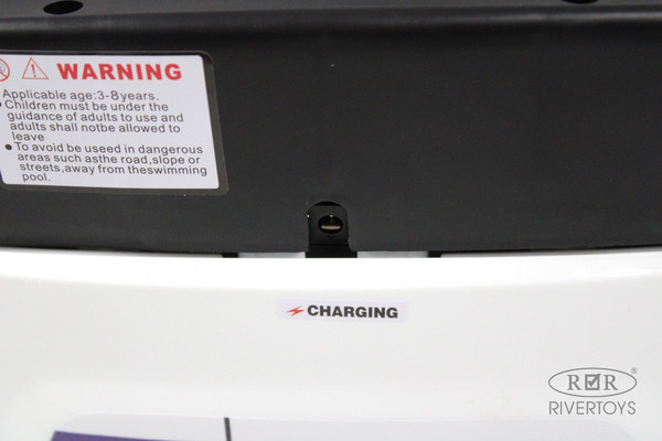 Детский автомобиль RiverToys K009PX