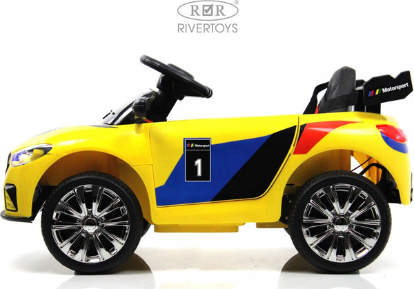 Детский автомобиль RiverToys F444FF