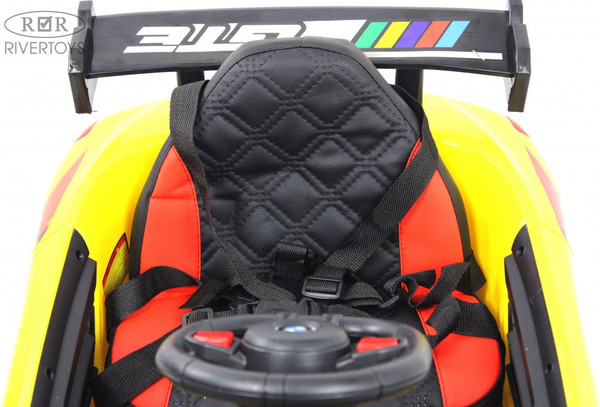 Детский автомобиль RiverToys F444FF