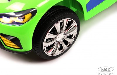 Детский автомобиль RiverToys F444FF