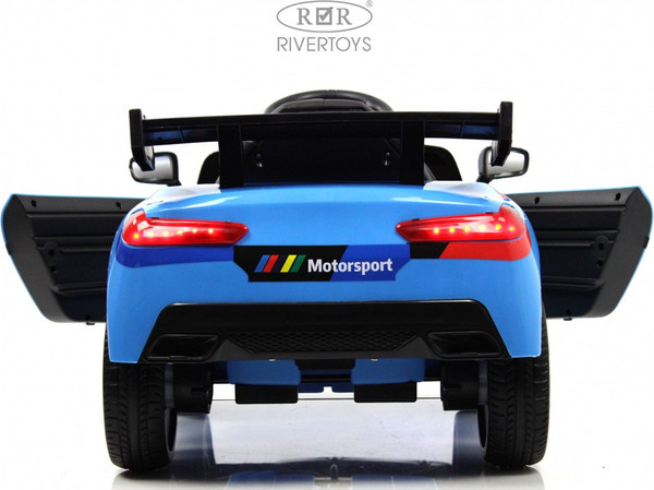 Детский автомобиль RiverToys F444FF