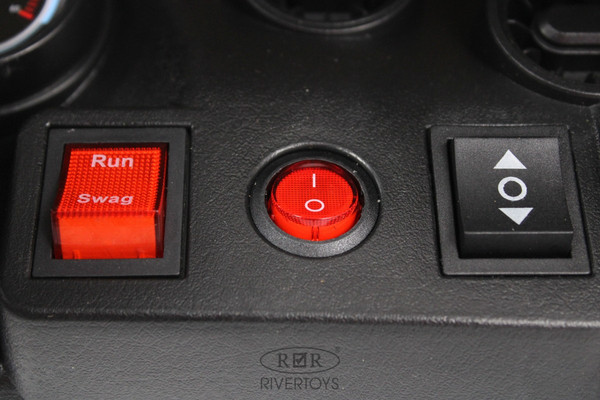 Детский автомобиль RiverToys F333FF