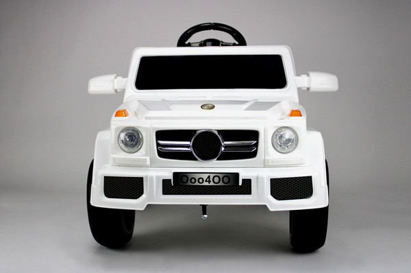 Детский автомобиль RiverToys O004OO Vip