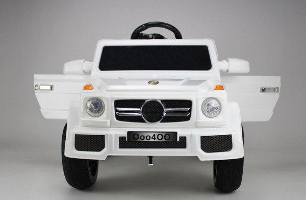 Детский автомобиль RiverToys O004OO Vip