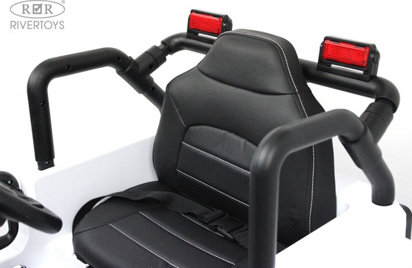 Детский автомобиль RiverToys T222TT 4WD