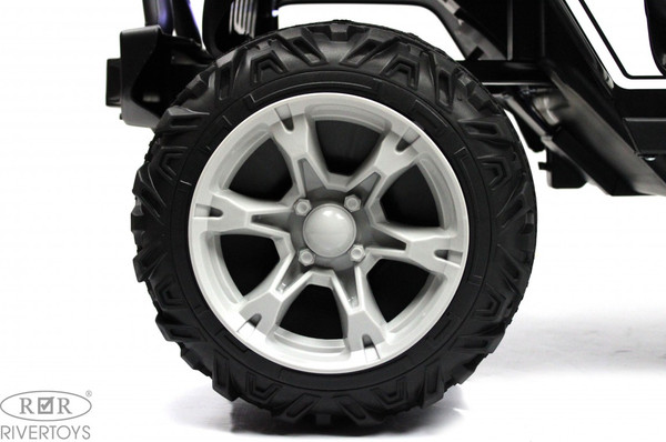 Детский автомобиль RiverToys T222TT 4WD