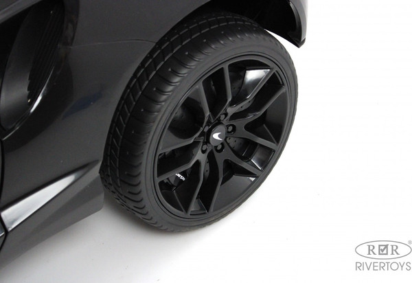 Детский автомобиль RiverToys McLaren Artura P888BP