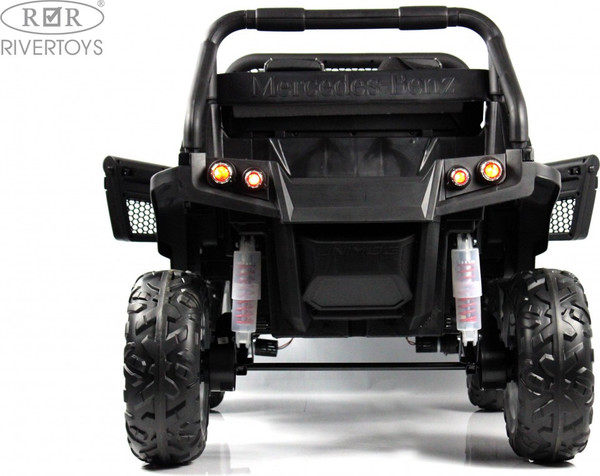 Детский автомобиль RiverToys Mercedes-Benz Unimog Concept P555BP