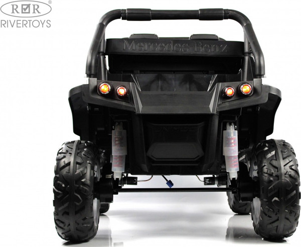 Детский автомобиль RiverToys Mercedes-Benz Unimog Concept P555BP