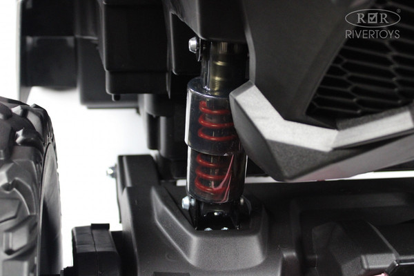 Детский автомобиль RiverToys BRP Can-Am Maverick Y111YY