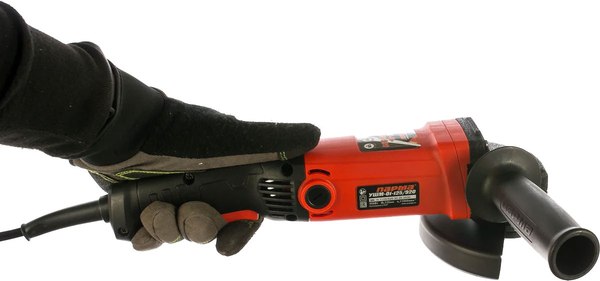 Угловая шлифовальная машина Парма УШМ-01-125/920 / 02.026.00004