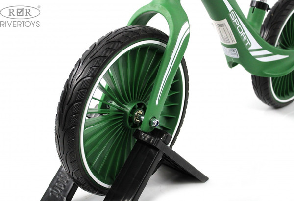 Беговел RiverToys HB-007-12