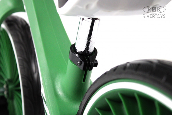 Беговел RiverToys HB-007-14