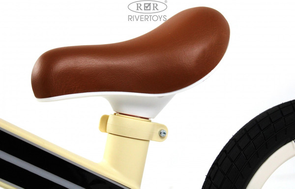 Беговел RiverToys HB-002