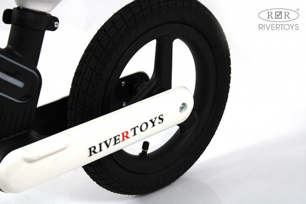 Беговел RiverToys HB-002