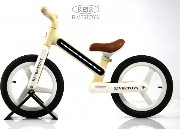 Беговел RiverToys HB-003