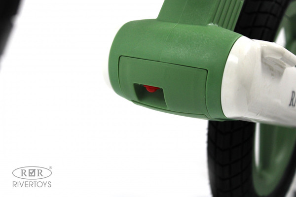 Беговел RiverToys HB-003