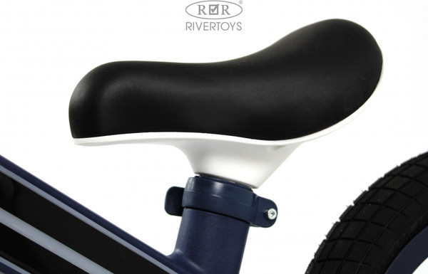 Беговел RiverToys HB-003