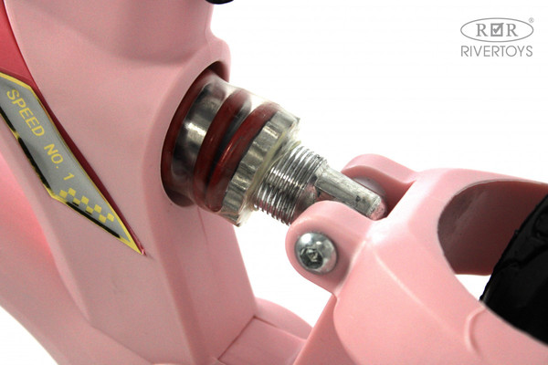 Беговел RiverToys М002БХ