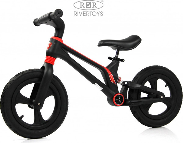 Беговел RiverToys М002БХ