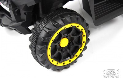 Детский квадроцикл RiverToys K004PX