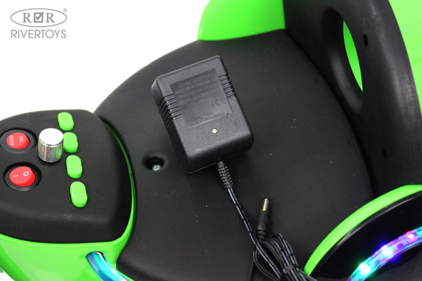 Детский мотоцикл RiverToys HL300