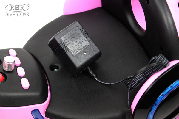 Детский мотоцикл RiverToys HL300