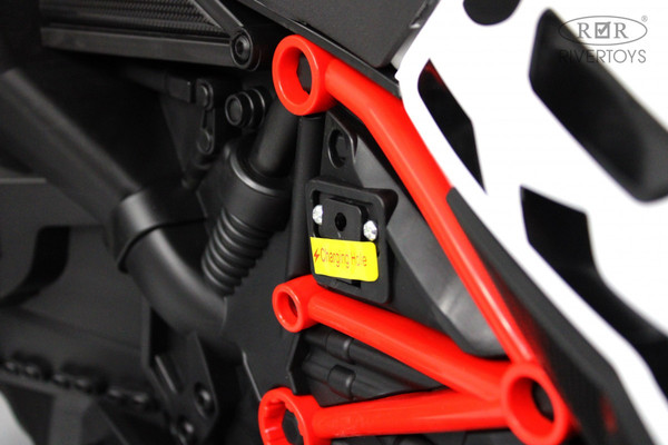 Детский мотоцикл RiverToys М008БХ