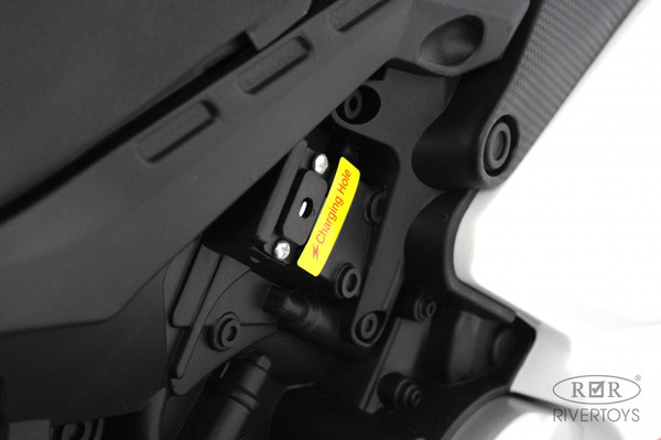 Детский мотоцикл RiverToys М777БХ