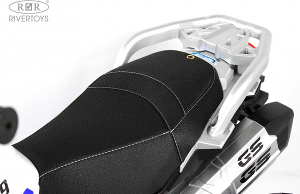 Детский мотоцикл RiverToys М111БХ