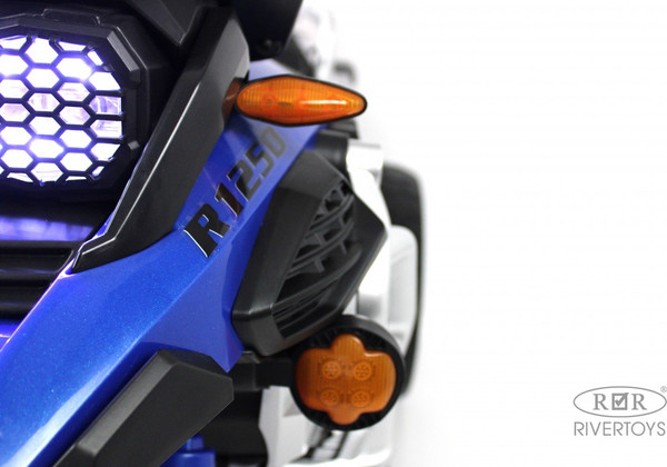 Детский мотоцикл RiverToys М111БХ