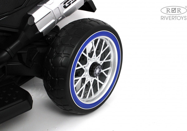 Детский мотоцикл RiverToys М111БХ
