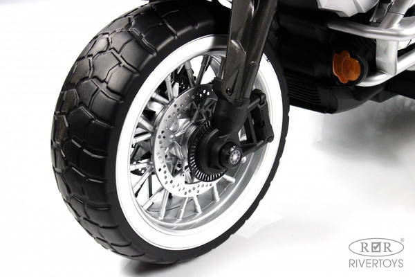 Детский мотоцикл RiverToys М111БХ
