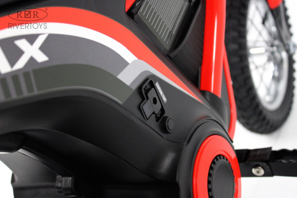 Детский мотоцикл RiverToys A005AA