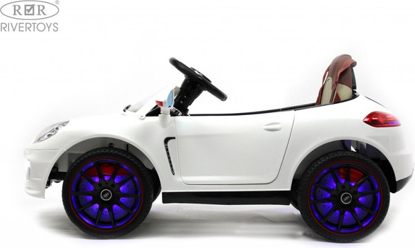 Детский автомобиль RiverToys A444AA