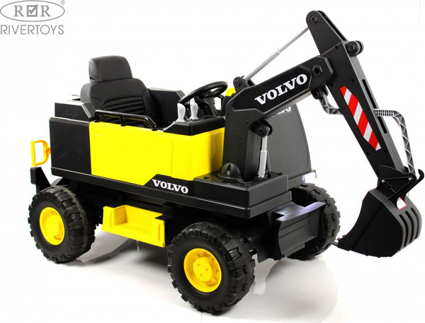 Детский автомобиль RiverToys Трактор Volvo / Y444YY