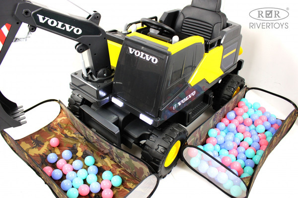 Детский автомобиль RiverToys Трактор Volvo / Y444YY