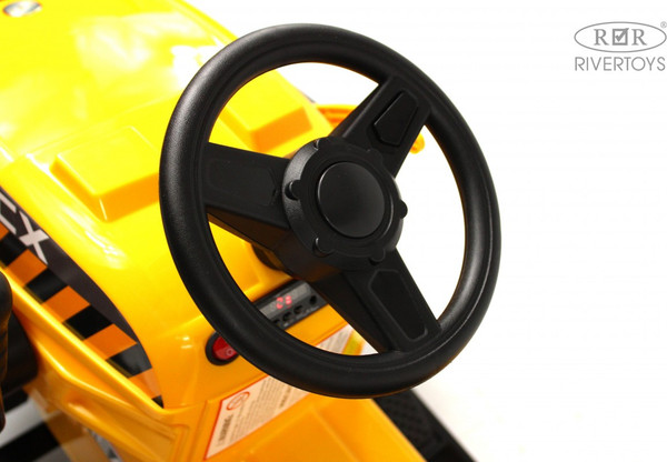 Детский автомобиль RiverToys Трактор-погрузчик / T333TT